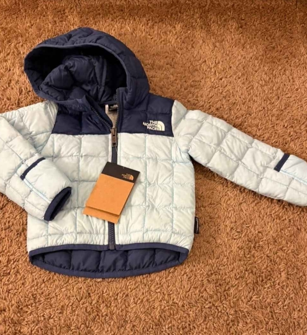 The North Face Navy and Light Gray Quilted Jacket